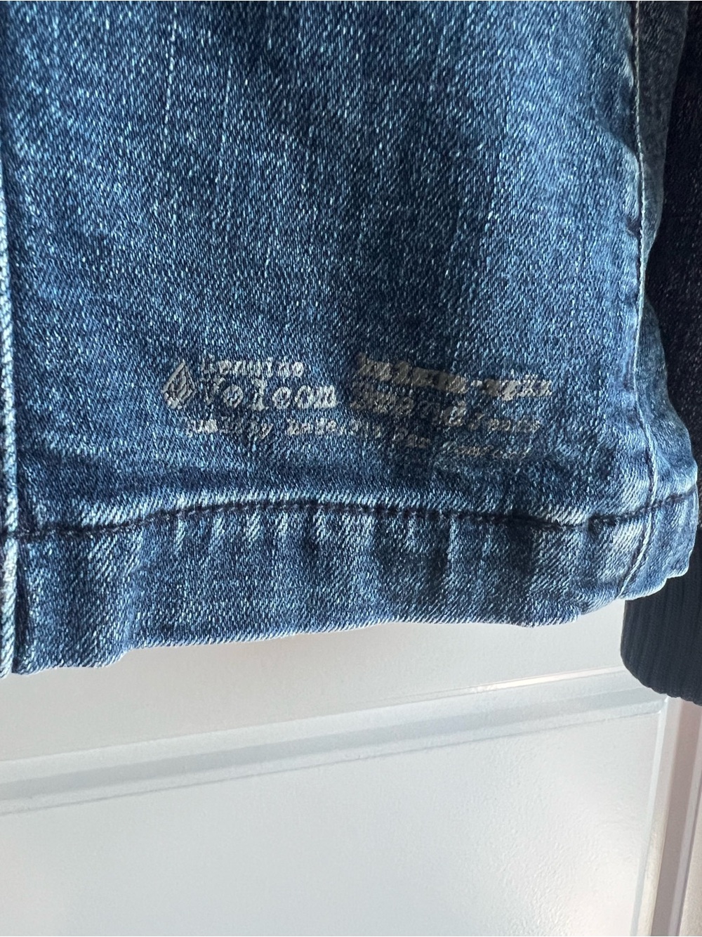 Volcom Liberated - Vintage Denim Padded Plaid Jacket - Picture 7 of 11